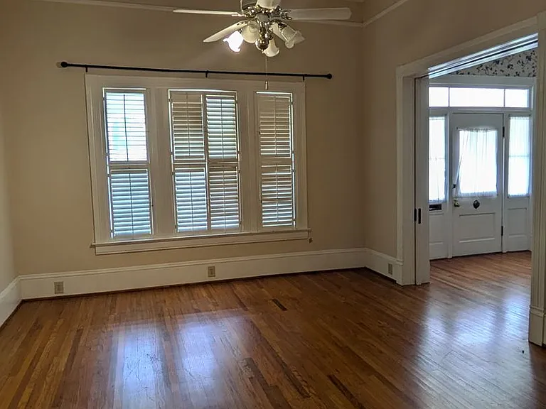 114 W Park Ave — Photo 30