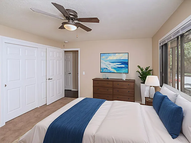 **Limited Time Special! Up to 3 Months Free Rent — Photo 20