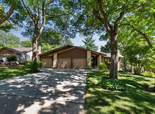 15025 Oakland Ave, Burnsville, MN 55306