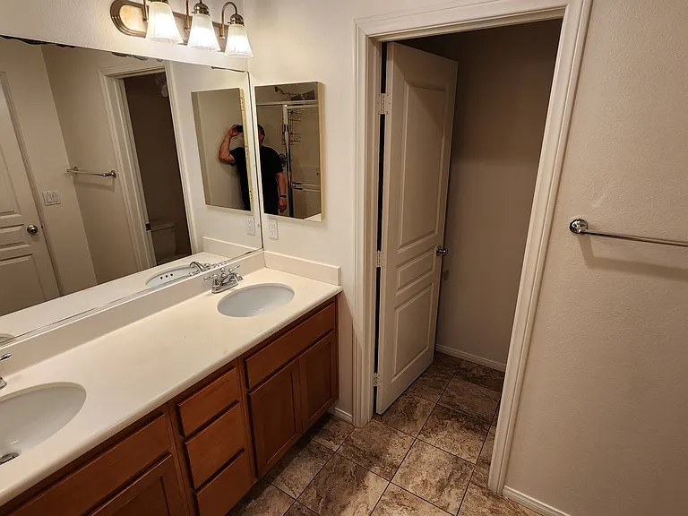 4300 Newton Ave #ASK — Photo 22