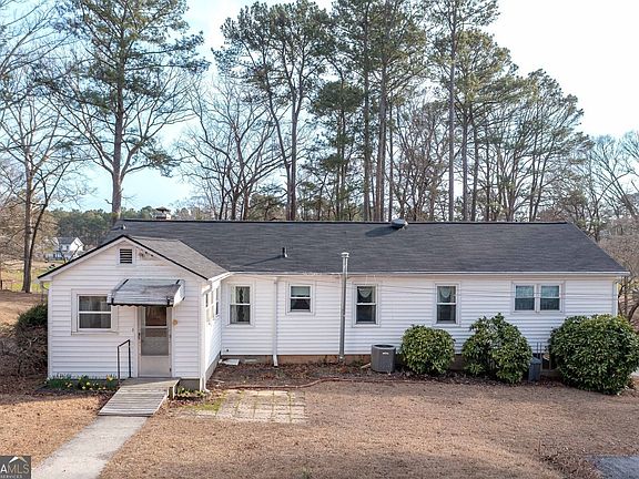 4th image of 437 Cooper Lake Rd SE