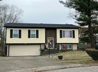 2704 Scales Ct, Jeffersonville, IN 47130