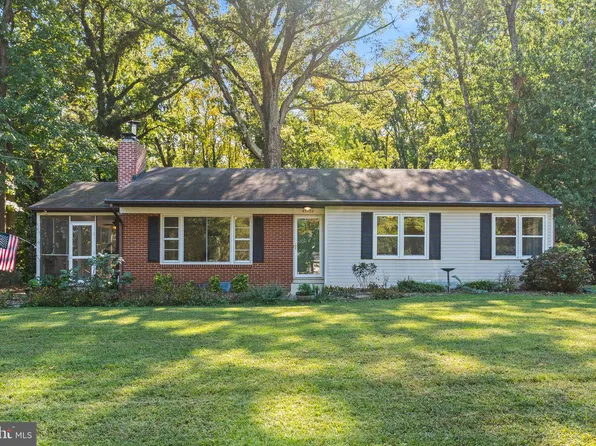 45989 Rolling Rd, Lexington Park, MD 20653