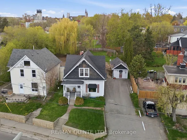 94 Dundas St E, Belleville, ON K8N 1C1