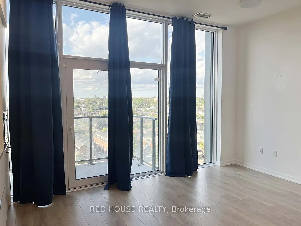 2 bed, $2,500 — Photo 4