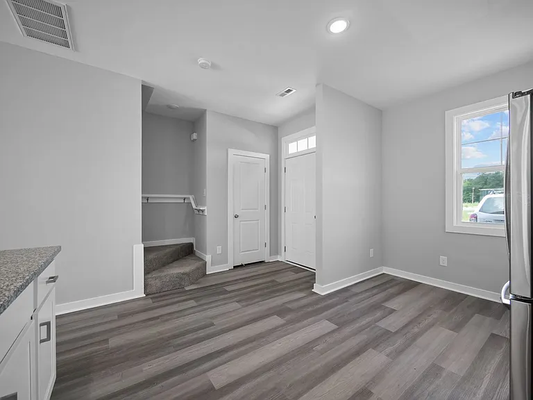 302 Starfish Ln — Photo 15