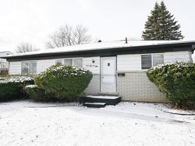 4056 Fox St, Inkster, MI, 48141