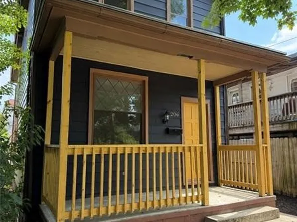 206 3rd St, Freeport, PA 16229