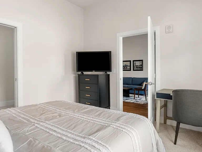 Pomeroy Apartments — Photo 3