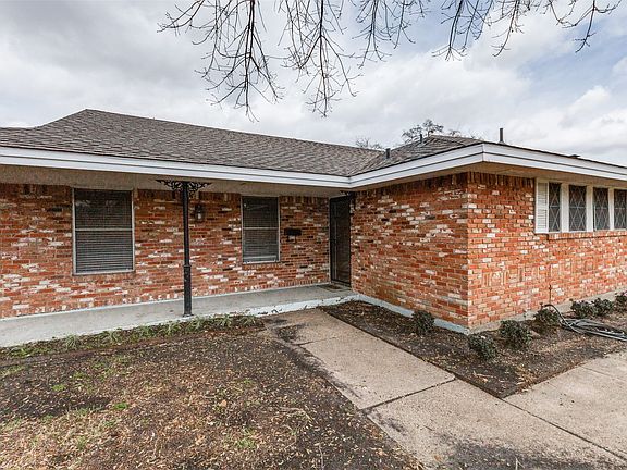 2nd image of 10535 Chesterton Dr