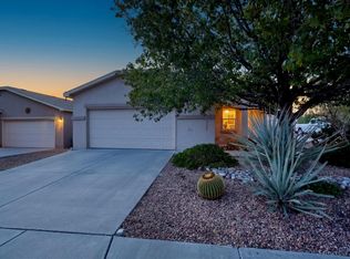 9324 Upper Meadow Ave SW, Albuquerque, NM 87121