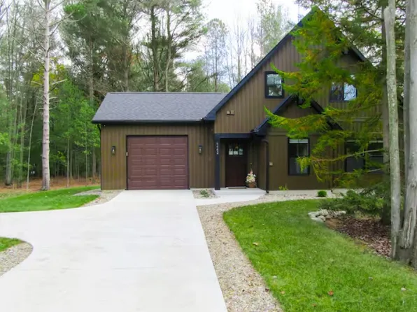 6462 Henry St, Muskegon, MI 49444