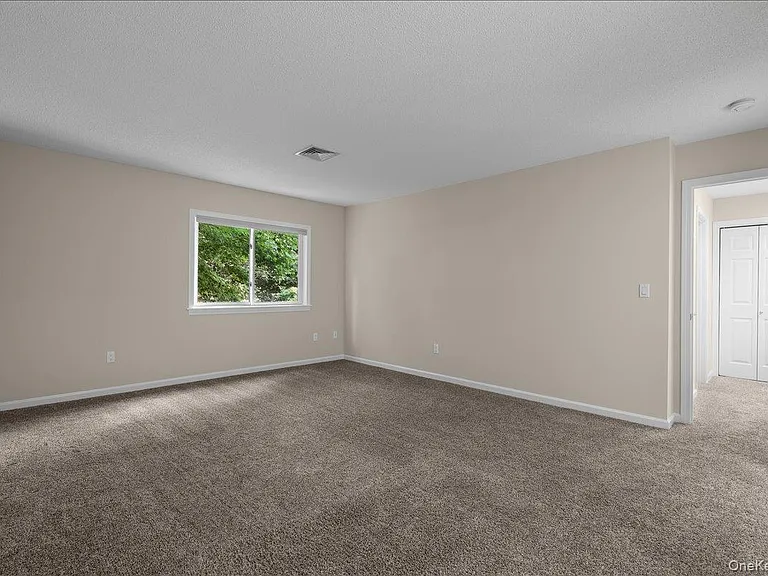 756 Heritage Hls #B — Photo 15