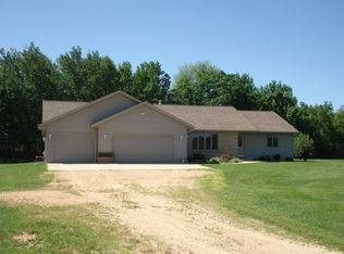 W3987 Lily Pond Rd, Cecil, WI 54111