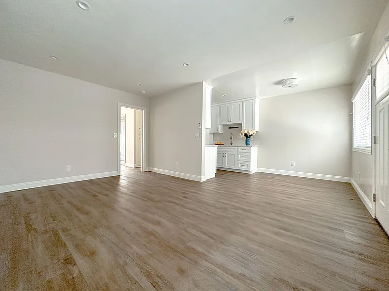 1111 S Benito Ave — Photo 3
