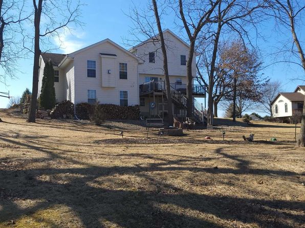 103 Kent Drive, Barneveld, WI 53507