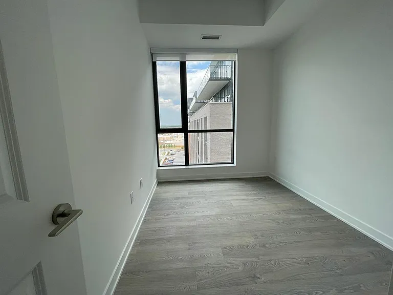 120 Eagle Rock Way #4 — Photo 8