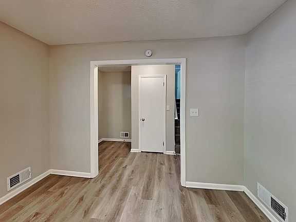 2nd image of 11301 Bixler Dr