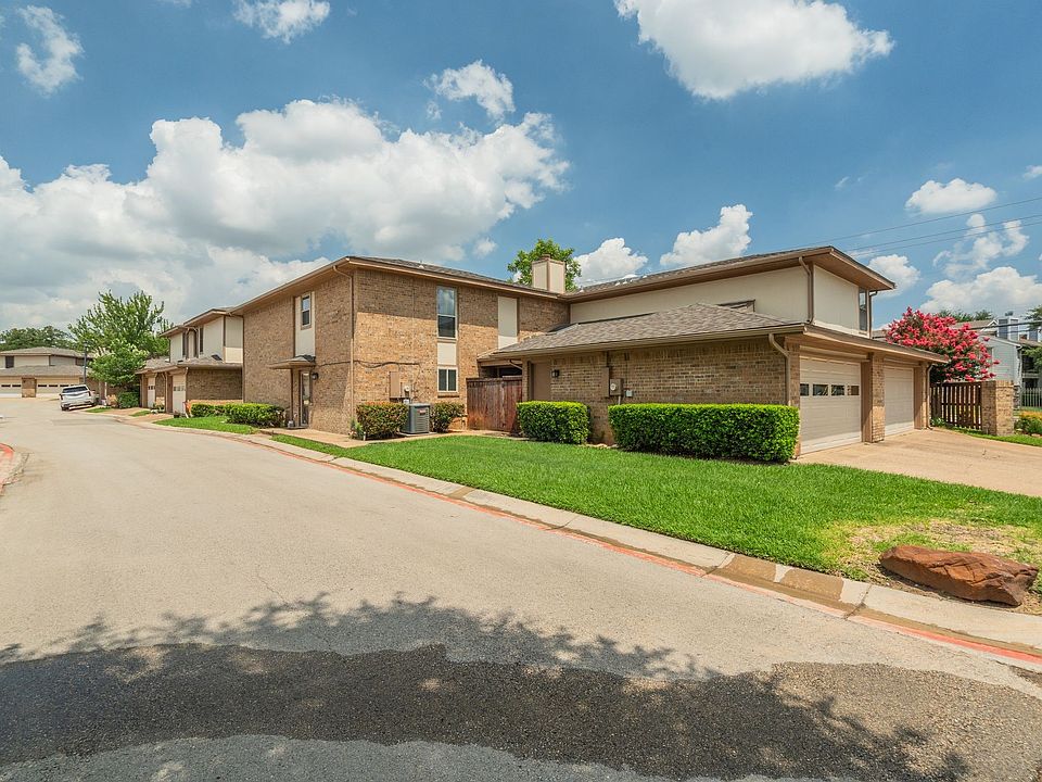 1st image of 1 Rockwood Cir