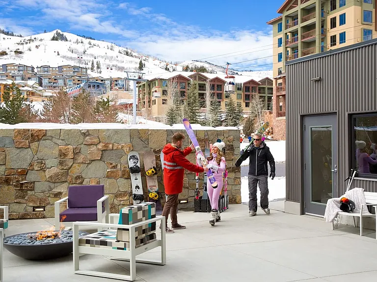 Ski Valet