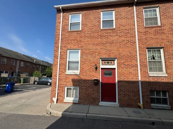 402 N Chapel St, Baltimore, MD 21231