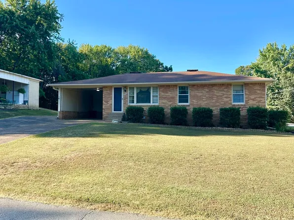 505 Jefferson St, Greenfield, TN 38230