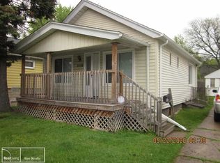 21754 Nevada Ave, Eastpointe, MI