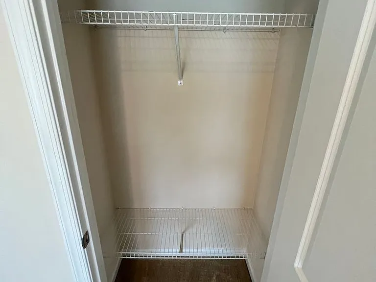 965 Eagle Pl N — Photo 14