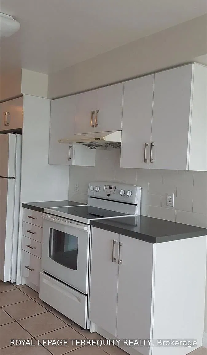 The Majestic II Condo — Photo 3