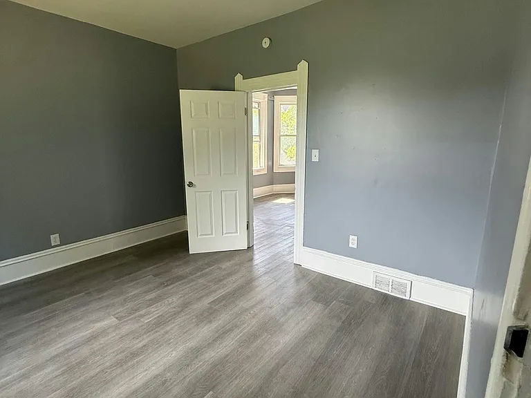 1377 E 66th St #2 — Photo 22