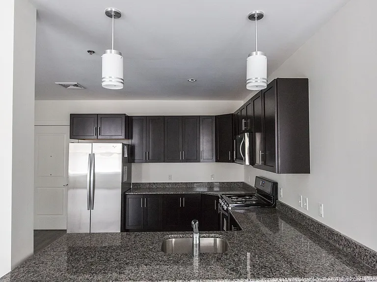 9 S Beaver St #24 — Photo 1