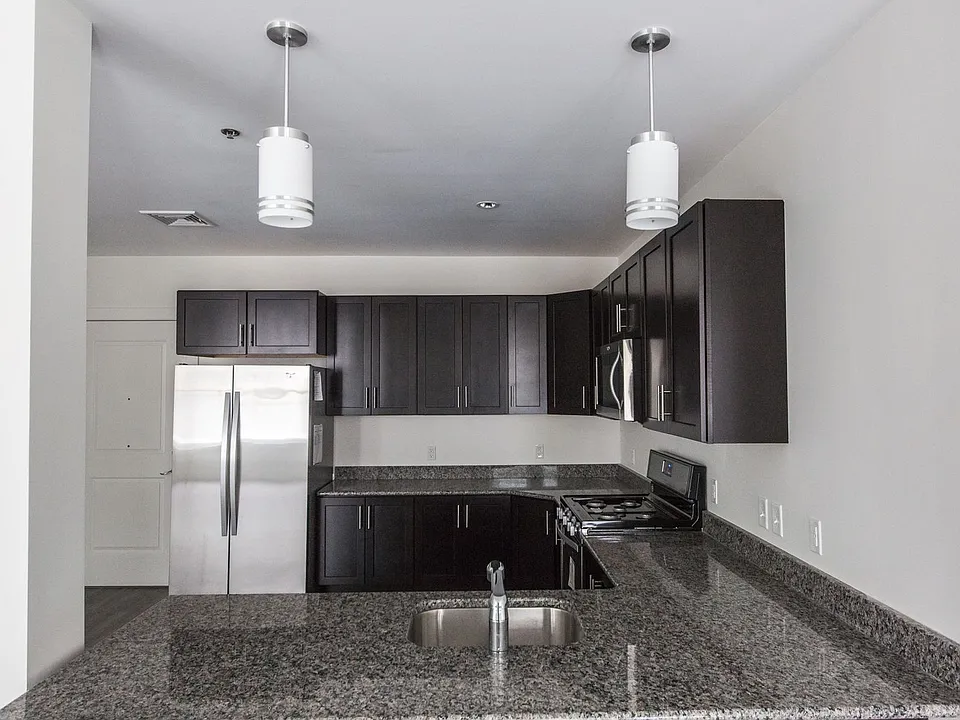 9 S Beaver St #24