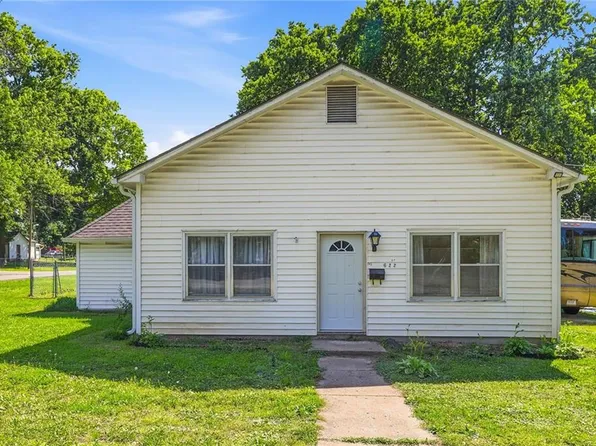 622 C St, Belton, MO 64012