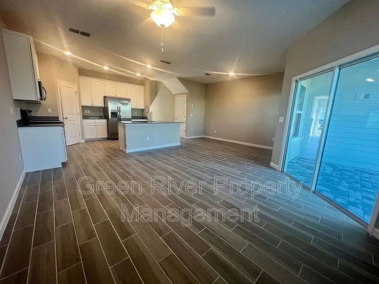 375 Boracay Cir — Photo 14