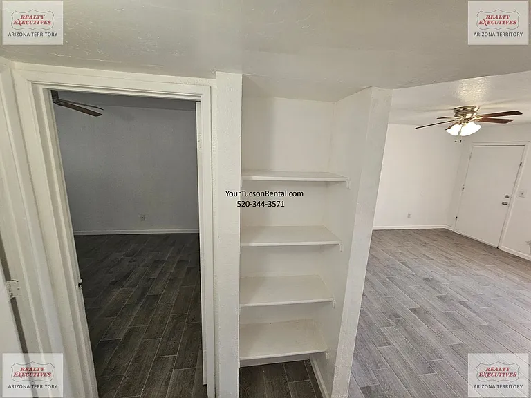916 S 4th Avenue - Casitas Del Oeste — Photo 16