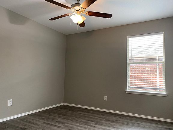 4th image of 151 Wild Rose Ct