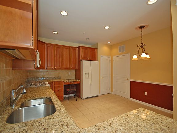 Granite Counter Tops In Well