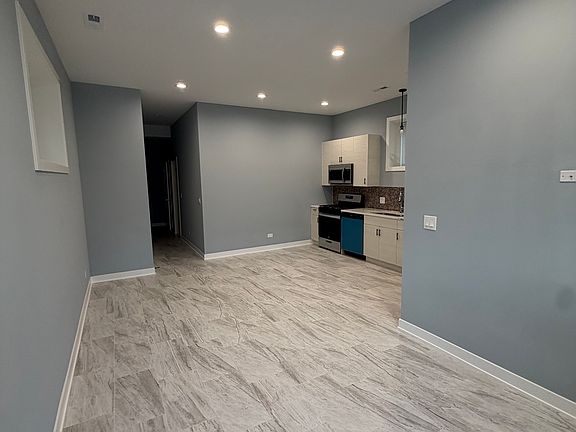 2nd image of 3027 W Washington Blvd