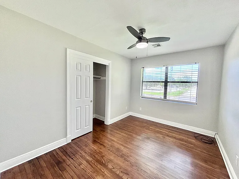 3331 Bayou Blvd — Photo 7