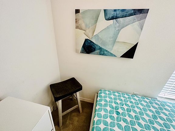 2nd image of 2595 Rosemont Cir #1