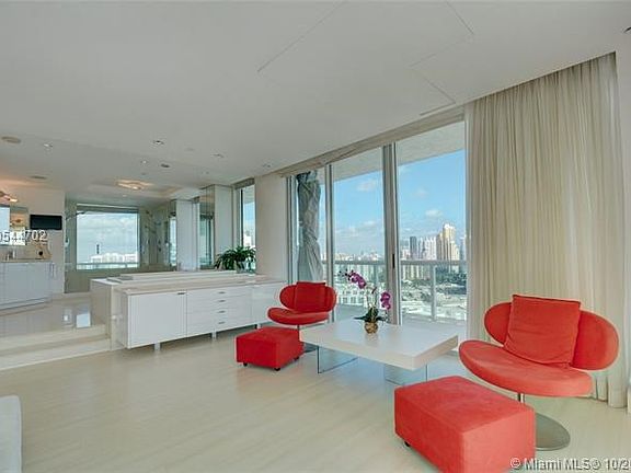 5th image of 16500 Collins Ave APT 3051