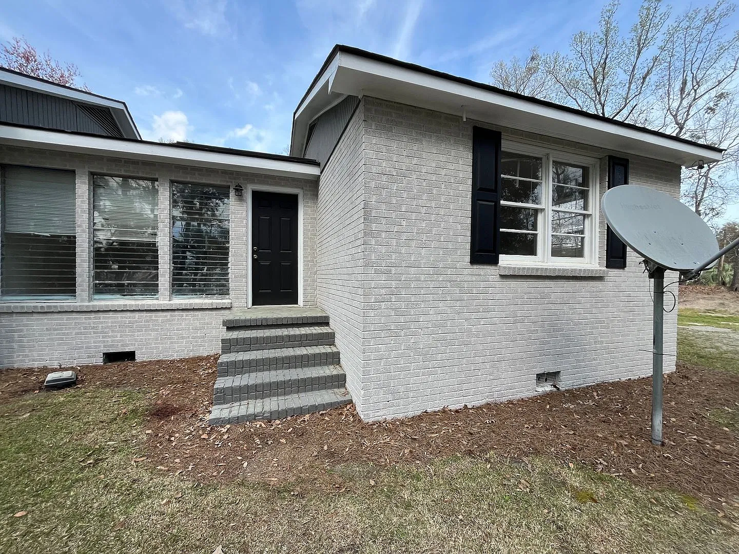 760 Highway 30 — Photo 1