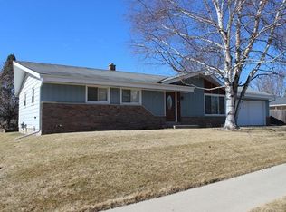 1925 Keith Ln, Grafton, WI 53024