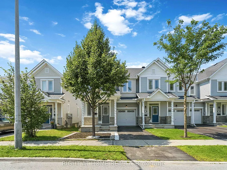 432 Meadowbreeze Dr — Photo 1