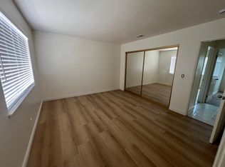 7525 Cypress Ave, Fontana, CA 92336