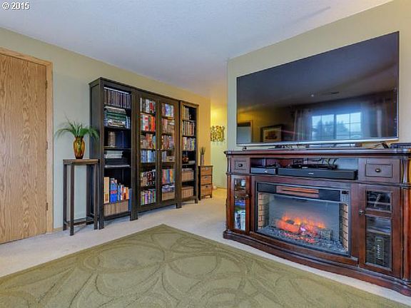 4th image of 4514 NE 136th Ave