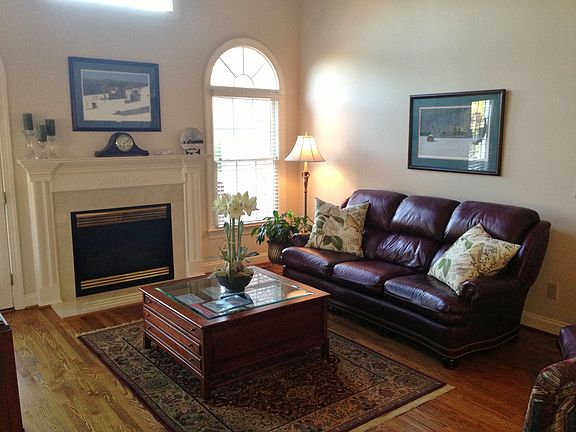 Den/Family/Great Room