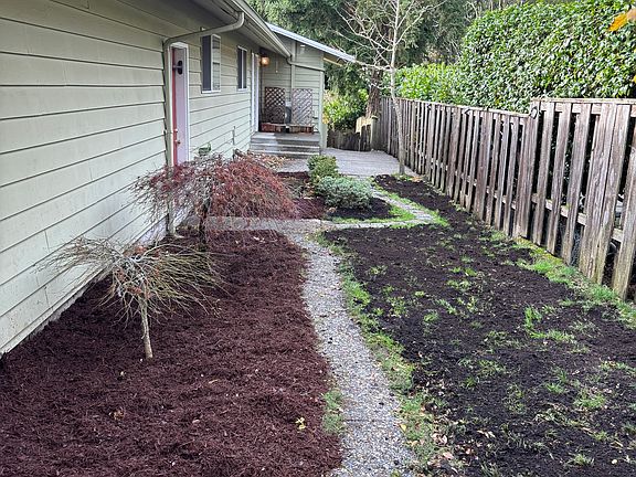 private side yard, fully fenced