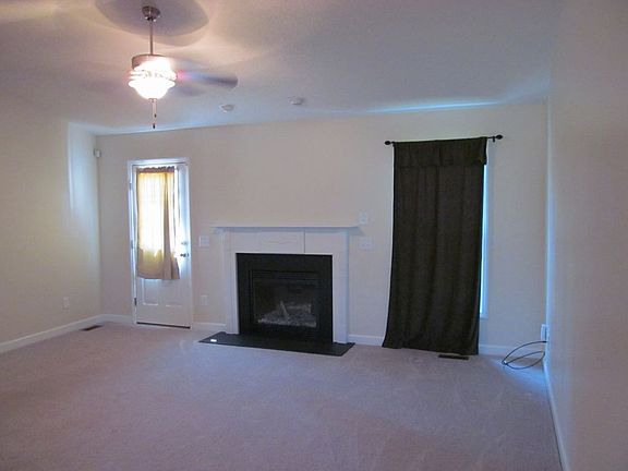 Great Room with Firepalce.