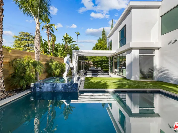 (undisclosed Address), Encino, CA 91316